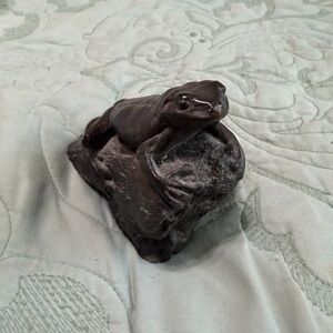 Vintage Peter Berryman cold cast bronze frog sculpture